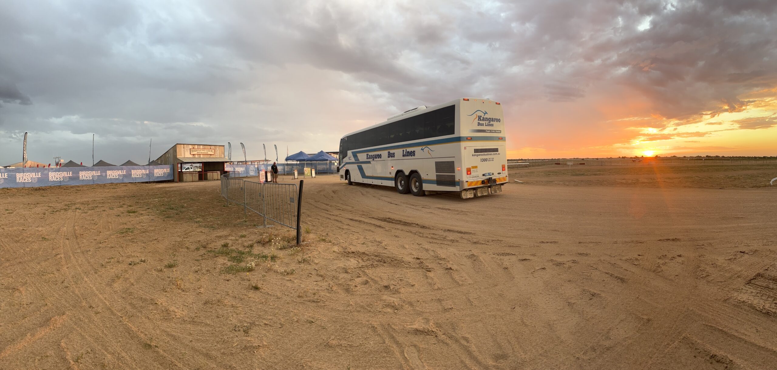 Kangaroo Bus Lines - Supporting the Royal Flying Doctors 2 Kangaroo Bus Lines - Supporting the Royal Flying Doctors Kangaroo Bus Lines