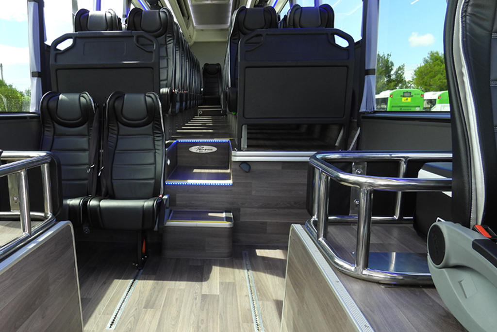 Luxury Low Floor Coaches 5 KBL121_interior2