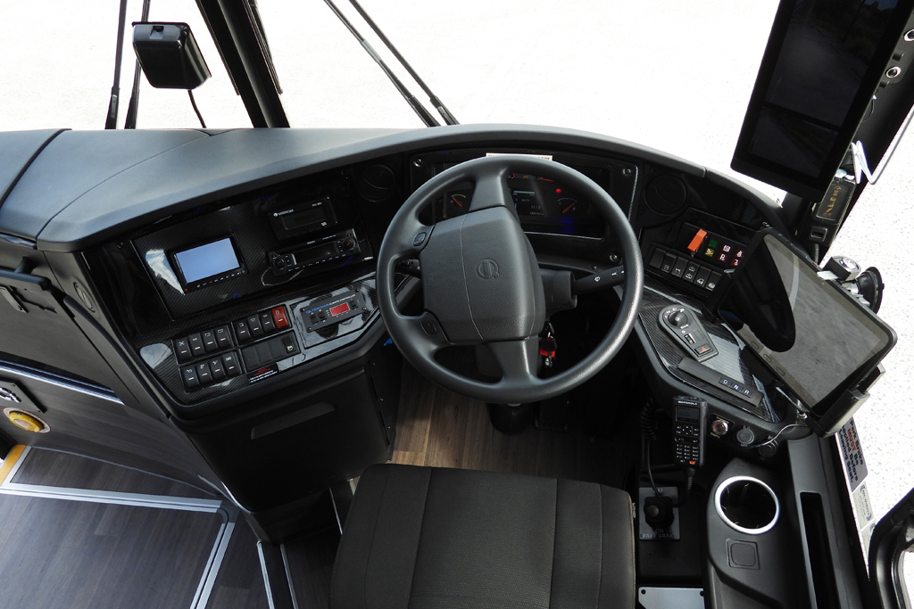 Luxury Low Floor Coaches 6 KBL121_interior3